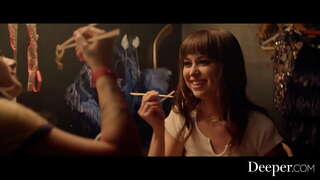 דיפּער. סעקסי באַבעס הנאה לעסביאַן באַרען