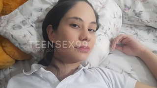 Yr wyf yn chwarae i fy nghefnder yn ysgol a termino follandola