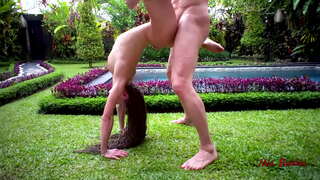 KOLEJ GENÇ GETS GÖT İÇİN AĞIZ SİKME