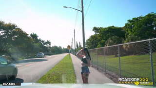 Pe Marginea Drumului - Tatuat Hottie Plătește Mecanic Cu Pasarica Ei Strâmt