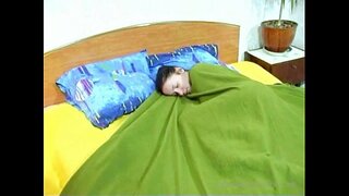 ���እሷ ነው የእሷ ወሲብ አስተማሪ