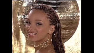 Gia LaShay बन्द देखाउने उनको melons