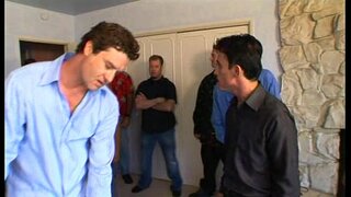 Audrey je Hollander ( vezivali i opalio )