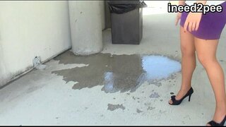 Ineed2pee омораши і змочування штанів за лаштунками 31