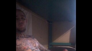 Bijelac, veliki kurac, upucao spermu