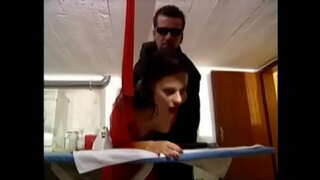 اللعنة على طاولة الكي ( سلو هذا بالنسبة لك :D )