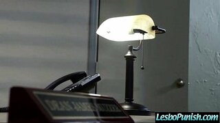 (jenna bizhuteritë) Vajzave Në Lesbo Skenë duke Luajtur Vështirë Me Seksin Dildos film-23