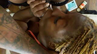 Langt ned i halsen sloppy head fra ebony store kvinder