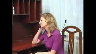 2 בנים לזיין את אמא&amp;#039;s הכוס ואת התחת.