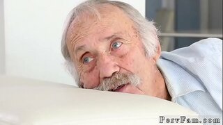 E reka fucked teen pakeke