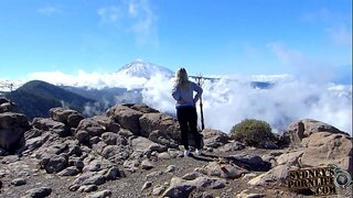 Excitat Blonda de la Vulcanul Teide din Tenerife!