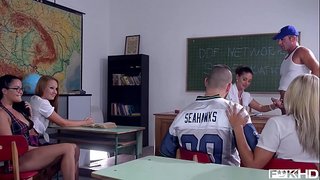 Класс люкиське кык люкетаз диор но долли репетитор хевна похотливый эшъёс подросток кэти