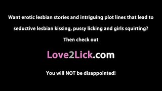 Latina beviser at hun er lesbisk ved å slikke hennes co-arbeidere fitte