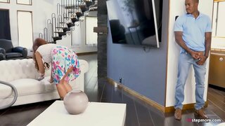 Velký Černý Péro najít útěchu s sexy nadržená MILF