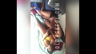 Lesbiese stoet vinger bbw vinnig